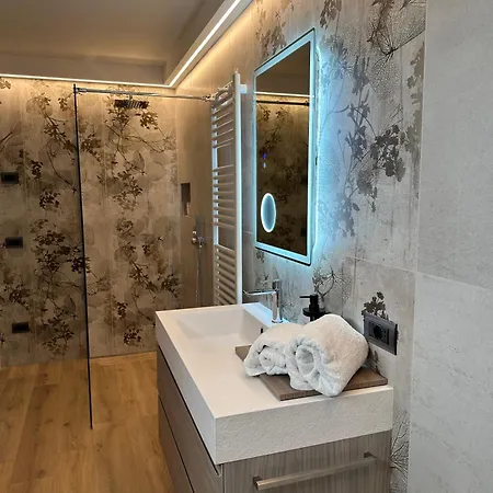 公寓 Liberty House 贝拉诺